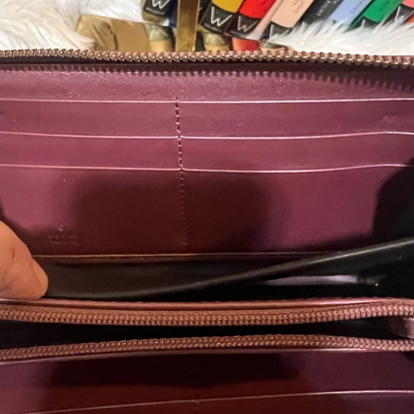 Gucci Cream and Pink Wallet - Picture 11 of 14